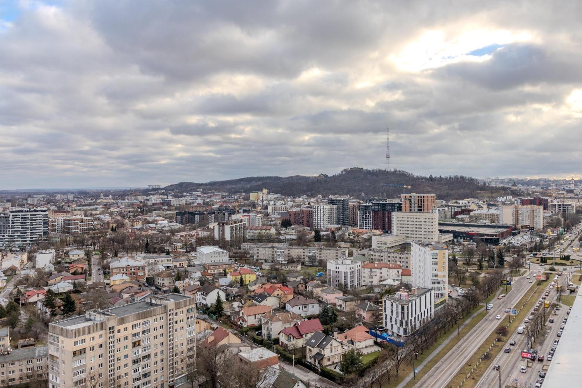 77 Views Apartments By Inshi Lviv Eksteriør bilde